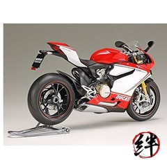 Tamiya America Inc 1 12 Ducati 1199 Panigale S Tricolore TAM14132plastic model