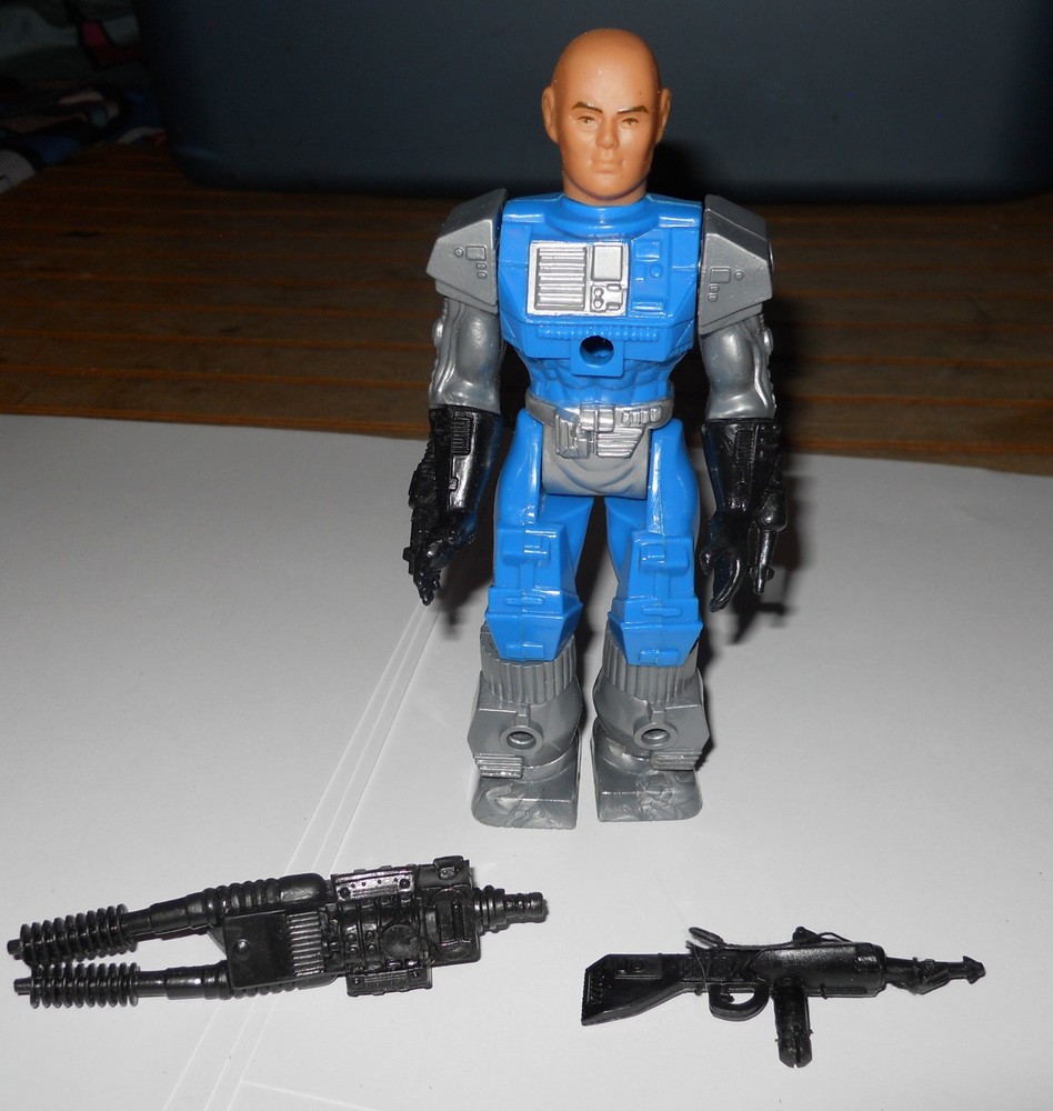 Remco Mantech Laser Tech Action Figure Vintage 1983 Blue Silver Robot Toy