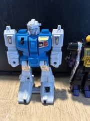 Transformers G1 1983 Shrapnel & 1985 Twin Twist