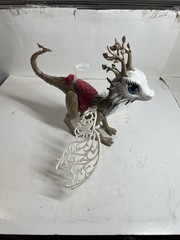 Ever After High Dragon Games Apple White Dragonrider Braebyrn Figure Mattel 2015