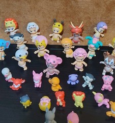 Lot of 30- Moose Toys Twosies Babies and Animals Collection (Lot #1)