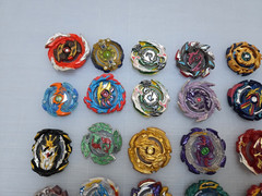 Huge Lot Beyblade metal Burst 24 Pc Beyblade Metal Collection