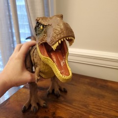 Jurassic World Stomp ‘N Escape 21″ Tyrannosaurus Rex Figure With Sound TRex