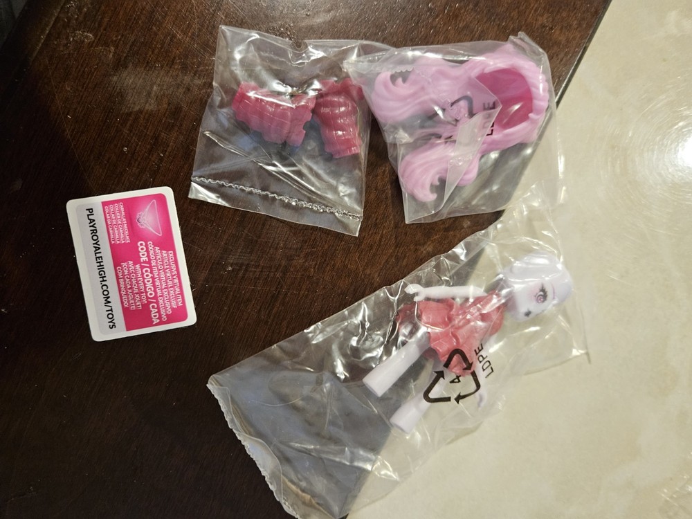 Play Royale High McDonald’s Toy Lot w/ Bonus Virtual Item Code Card 2024