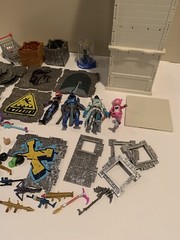 Fortnite Clock Tower Set Jazwares Exclusive Jumbo Loot Pinata llama Lot