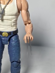Marvel Legends 6” Wolverine Amazon Exclusive X-Men Figure – (T6)