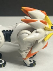 Pokemon Sun & Moon Legendary Solgaleo 3.5″ Action Figure Nintendo Toy TOMY