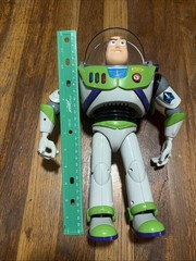 Vintage Disney Toy Story 12” Buzz Lightyear Thinkway Toys en 1995 Read Descripti