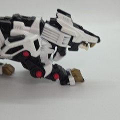 Tomy Zoids White Liger Zero Robot Figure 2002 Hasbro Incomplete