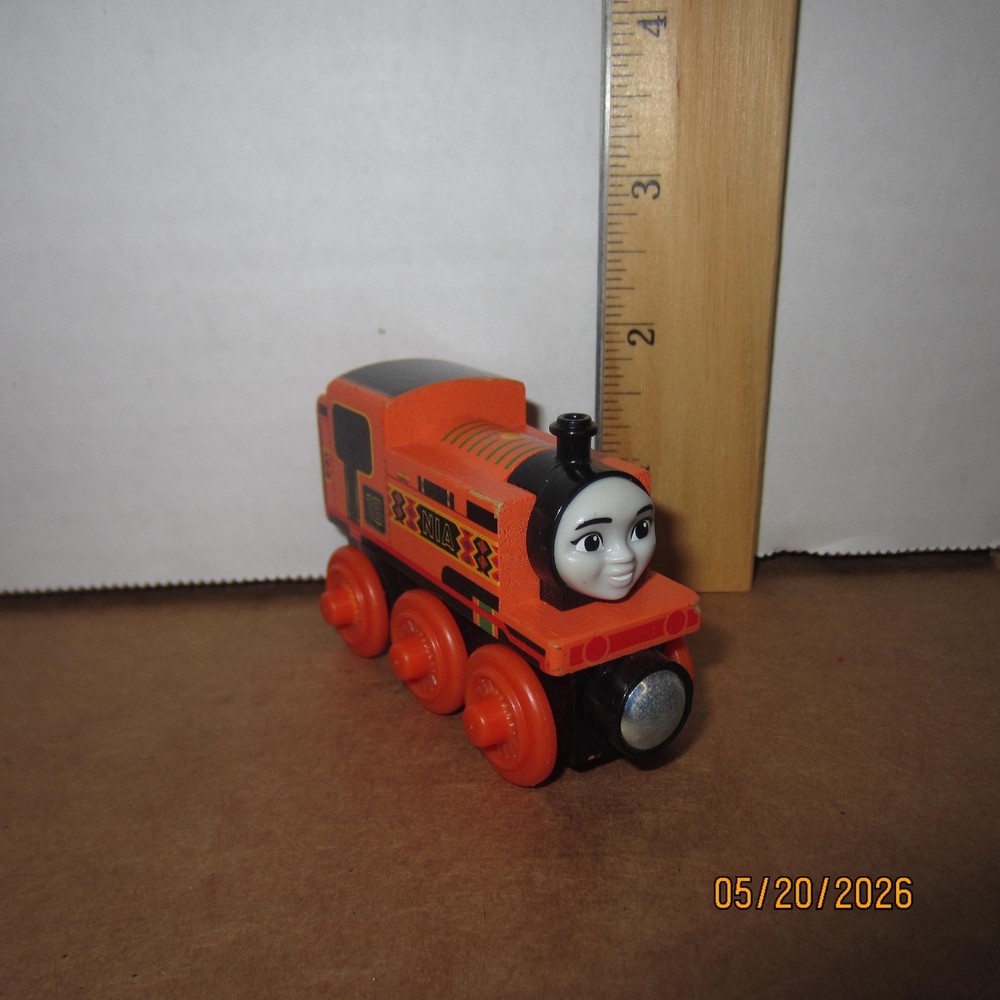 Nia Thomas & Friends Wooden Railway Magnetic Train Learning Curve