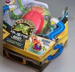 New Sealed Treasure X Aliens Ultimate Dissection Battle Mode Kit Toy