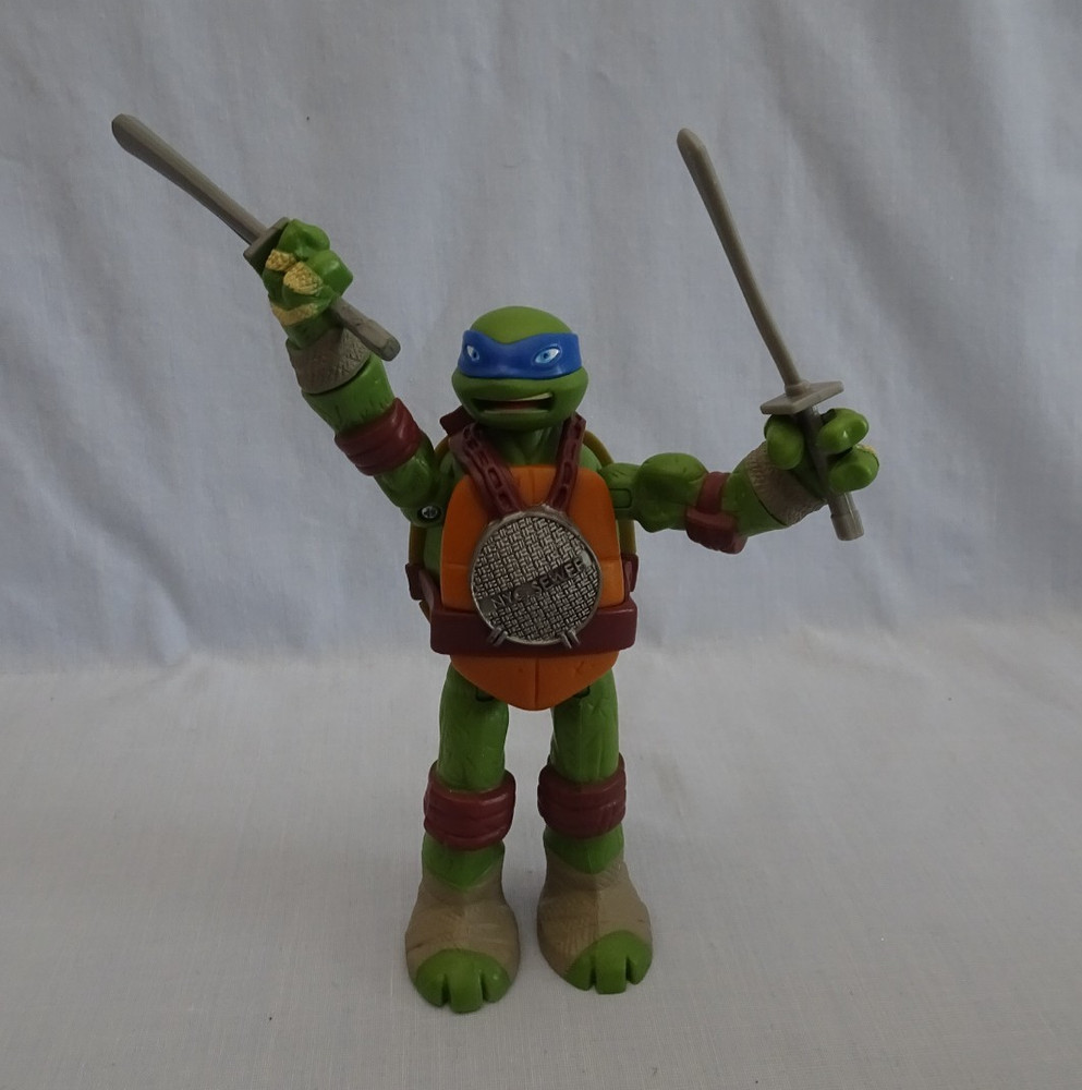 Teenage Mutant Ninja Turtles Leonardo Playmates Viacom 2014 6″