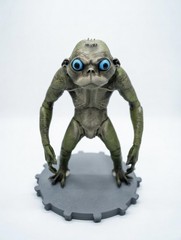 Bud Kalisk Predator Badlands Figure – Hand-Painted 15cm Custom w/ Stand