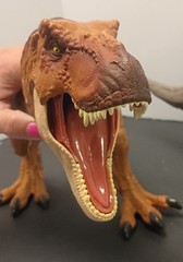 2 -Mattel Jurassic Park Tyrannosaurus Rex 22″ 1- Walking/Sound Unbranded