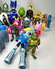 Toy Box Action Figure Vehicle Lot Disney PJ Mask Finding Nemo 28pc Mixed Lot # 3
