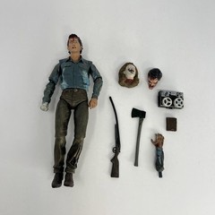 Neca Evil Dead 2 Dead By Dawn Ultimate Ash Action Figure w/ Accessories