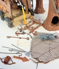 1991 Robin Hood Prince of Thieves Sherwood Forest Playset Kenner W/Battle Wagon