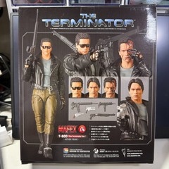 Medicom Toy MAFEX No.176 T-800 (The Terminator Ver.) USED U.S. SELLER