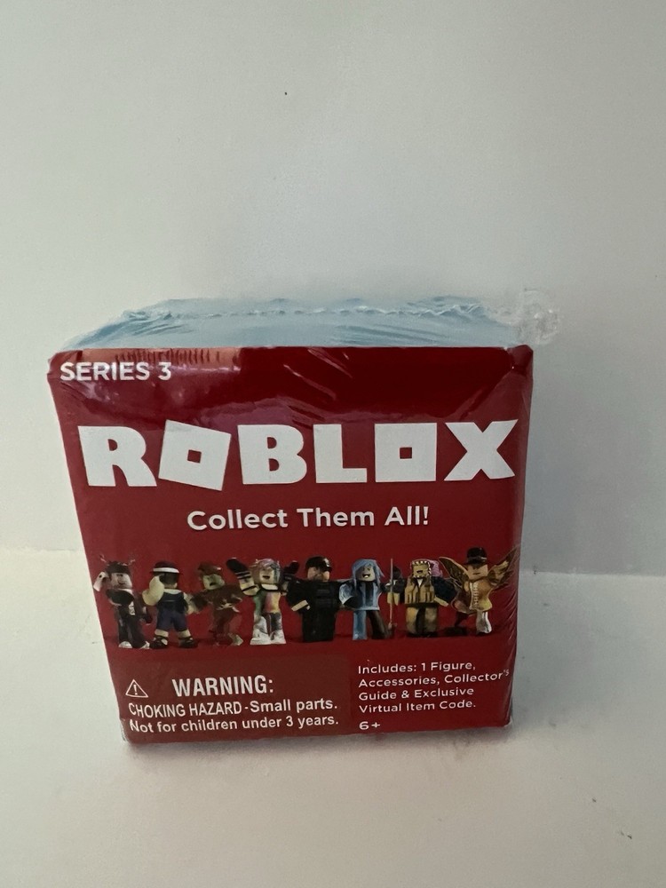 Roblox Action Series 3 mystery cube