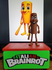 Italian Brainrot Tung Tung Sahur – Limited Edition Physical Figure Toy Meme