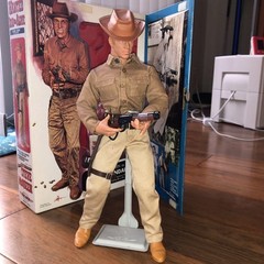 Steve Mcqueen Wanted Dead or Alive Figure Set Limited Edition Toys McCoy 2601TY
