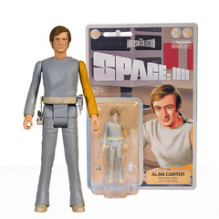 Alan Carter 3.75″ Space 1999 1:18 Scale Master Replica Retro Action Figure