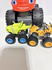 Nick Jr Blaze And The Monster Machine Diecast Car Lot Talking Monster Truck