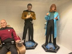 EXO-6 1/6 Scale figure lot: STAR TREK THE NEXT GENERATION