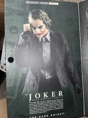 The Joker : Bank Robber Version Hot Toys MM Action Figure The Dark Knight –
