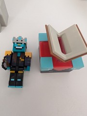 Huge! Minecraft Mojang Bundle Building Set Action Figures Lot