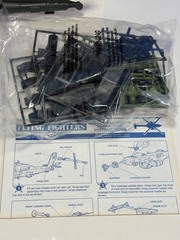 VTG Hasbro Flying Fighters AH-64 APACHE HELICOPTER “First Team” ~New