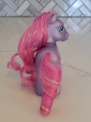 VTG 2002 G3 My Little Pony Petal Blossom Shimmery Figure With Super Long Glitter