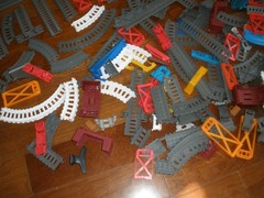 HUGE LOT OF 2013 2016 THOMAS TRACKMASTER TRACK AND CARS WORKS
