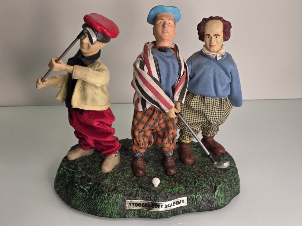 2002 “Three Stooges Golf Academy” Animated Golf Scene Works New Batteries