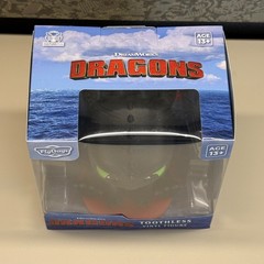 Culturefly DreamWorks Dragons Toothless Sitting Collectible Vinyl Figure NEW