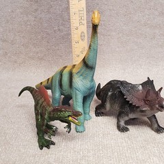 Dinosaur Toy Educational Figures Lot of 5 Unbranded Happy Kin Plastic Resin