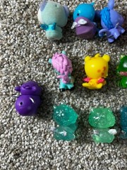 Lot Of 21 HATCHIMALS CollEGGtibles – Varies Seasons – Mixed Lot