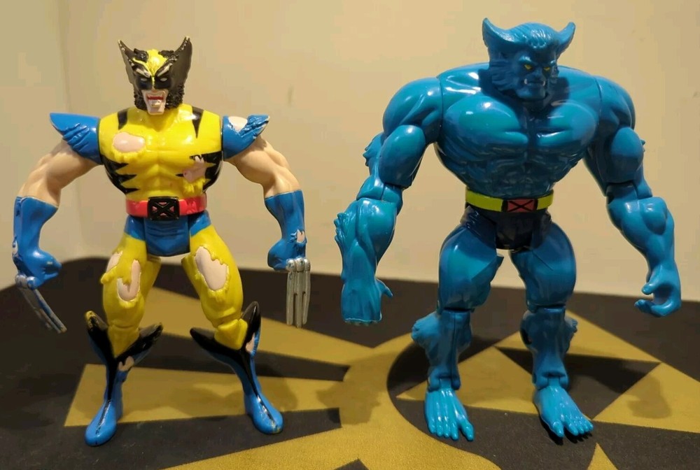 ToyBiz X-Men Battle Ravaged Wolverine 1994 & Mutant Flipping Power Beast 1995