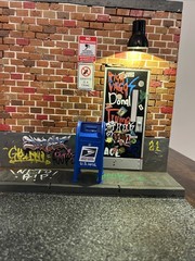 1/12 Diorama For Marvel Legends & Mezco Toyz Graffiti Wall