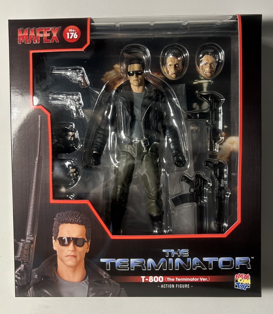 NEW MAFEX No.176 T-800 (The Terminator Ver.) Action Figure US seller