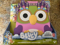 Bluey Play set Storage Carrying Case 4 Figures Muffin Chattermax Bingo Toy- NEW