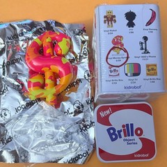 Kidrobot ANDY WARHOL OBJECT SERIES Mini Sized Blind Box With BRILLO TIN CAN