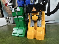 Vintage 1997 Bandai Power Rangers Carranger DX VRV ROBO Megazord Toy
