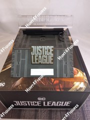 Hot Toys MMS451 Justice League Wonder Woman 1/6 action figure’s base stand only