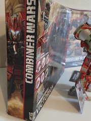 Hasbro Transformers Combiner Wars Victorion Set Complete.