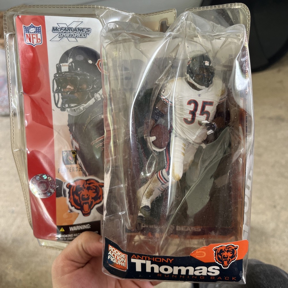 2002 McFarlane’s NFL Anthony Thomas Series 5 Chicago Bears football
