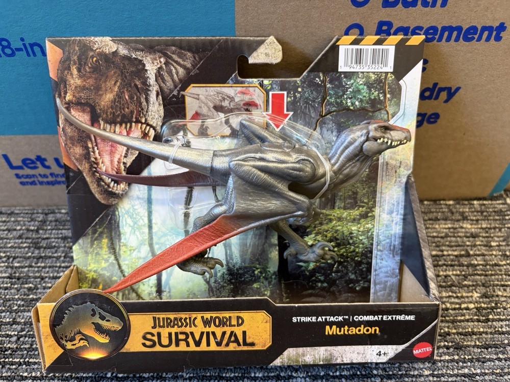 Mattel Jurassic World Survival Strike Attack Mutadon figure