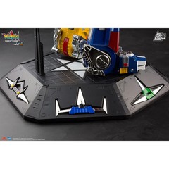 Voltron: Lion Force – 40th Anniversary Collector’s Set by Toynami *Sealed New*