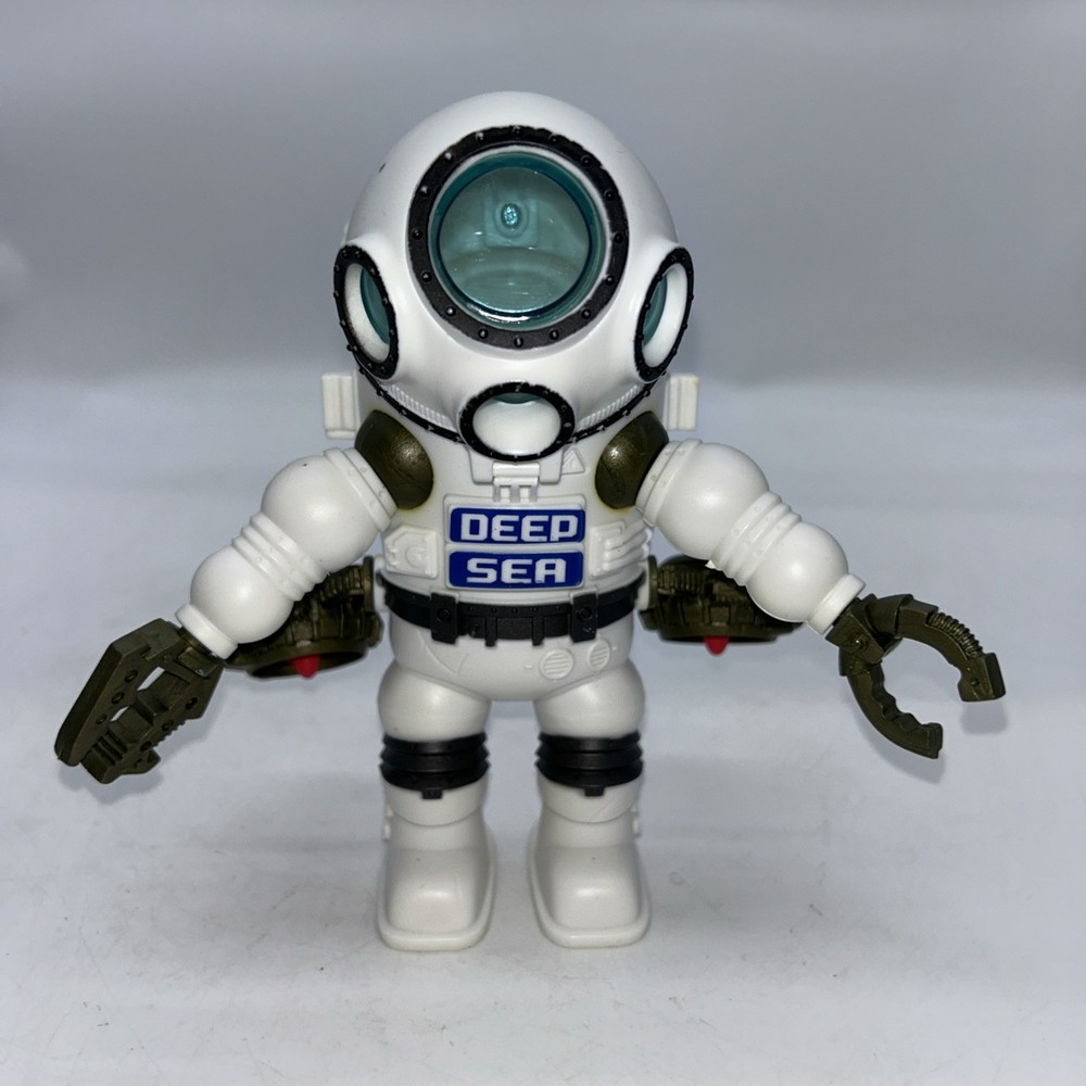 Deep Sea Adventure toy White Diving Diver Suit (fits 4 inch figure) 6.5 inches