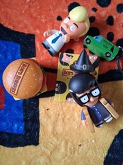 Bobs Burgers- TALKING Burger -Keychain -Book KidRobot Witchy Toy LOT! Tina Hugo